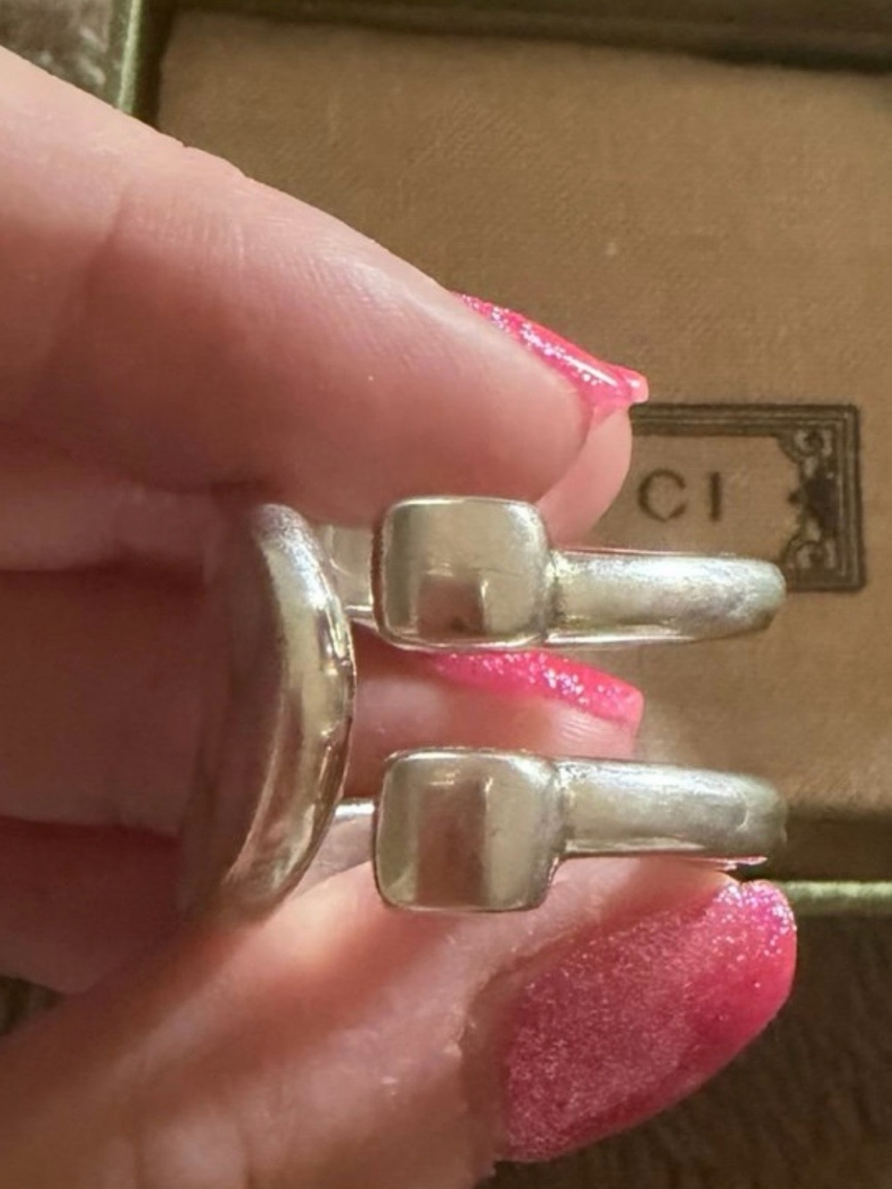 Gucci Silver Horsebit Ring - Picture 3 of 6